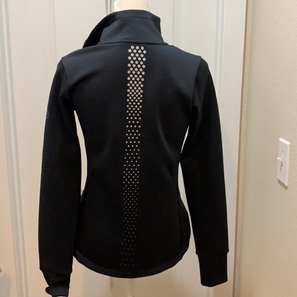 ASICS high low jacket - Picture 3 of 5